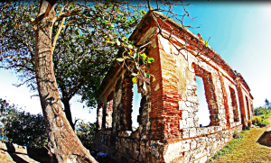 Las Ruinas by Jerry Valentín